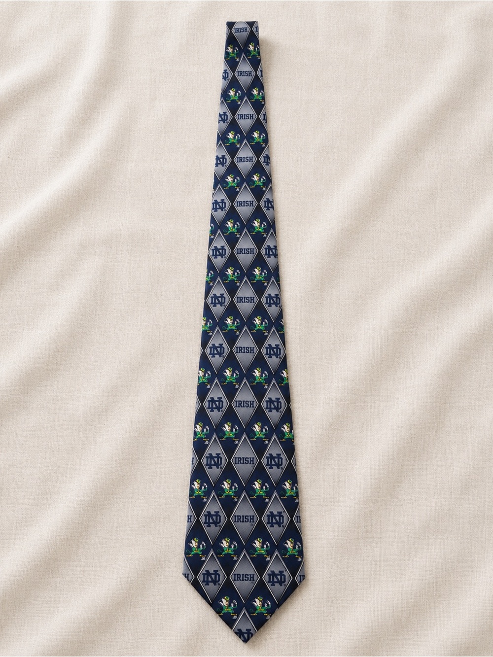 Vintage Notre Dame Fighting Irish Silk Tie NWOT Eagle Neckwear